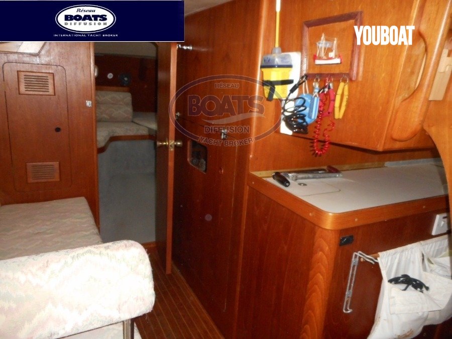 bateau-marine-project-moody-376-cc-8035581-yb